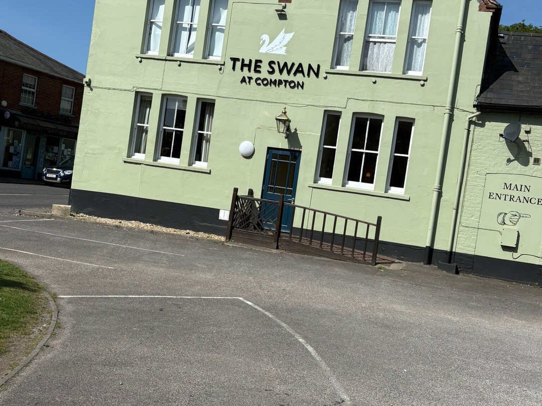 Compton Swan主图