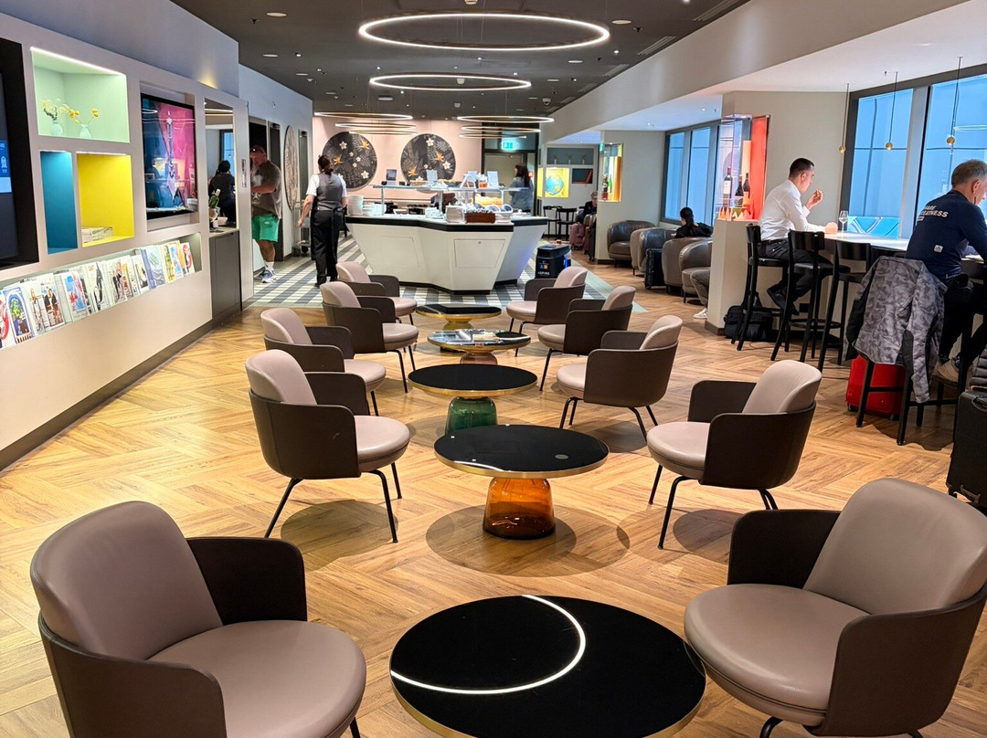 Aspire Lounge at Zurich Airport-奥普菲孔必去景点