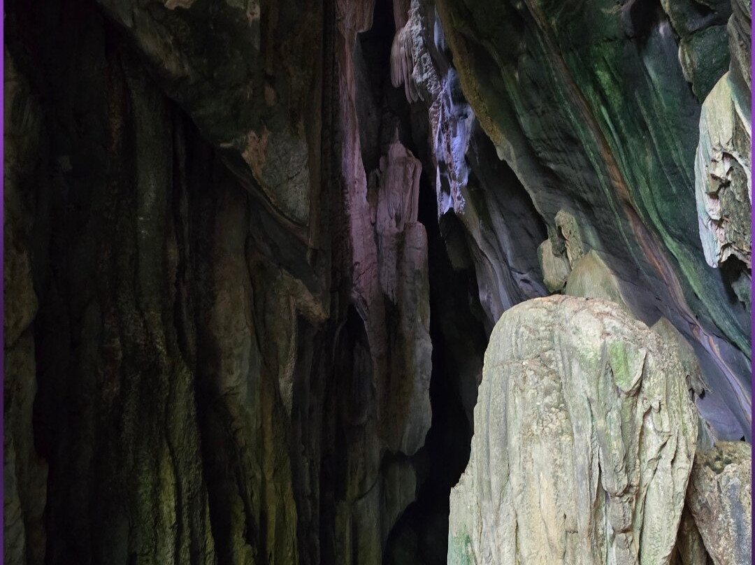 Phnom Chhngok Cave Temple-贡布必去景点