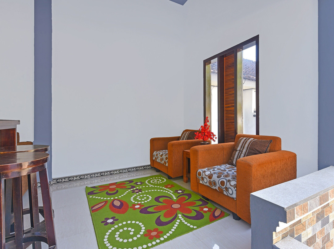 Hotel O Homestay Antara