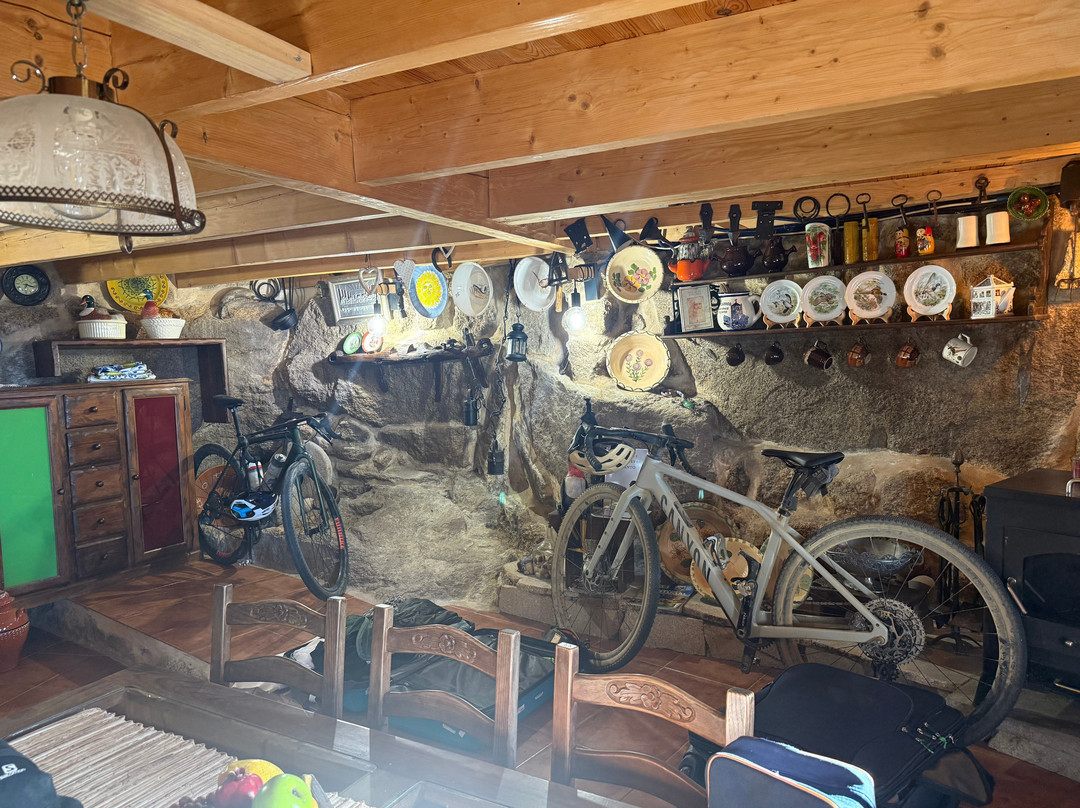 Paradise Cycling Tours-Alte必去景点