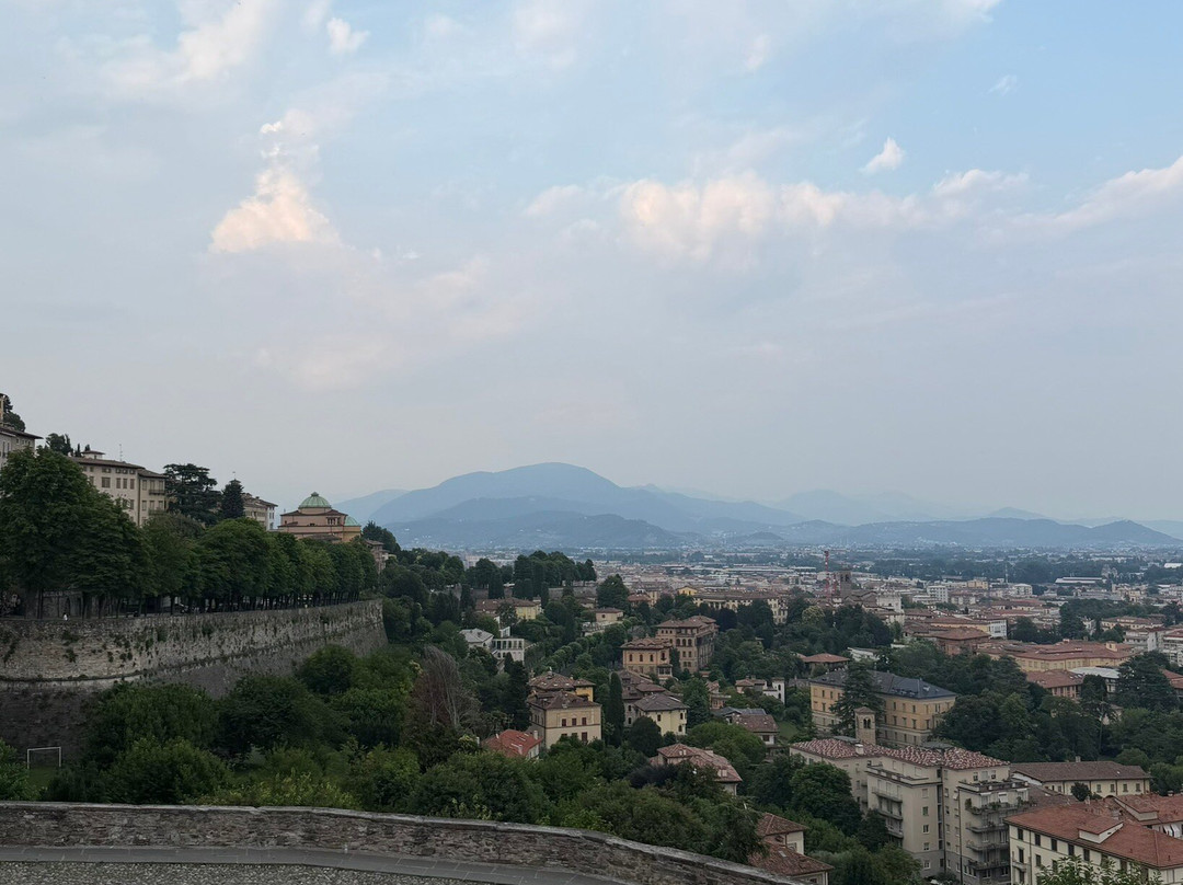 Porta San Giacomo-贝加莫必去景点