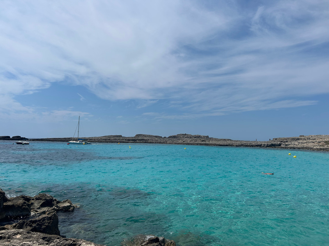 Playa Binibèquer Nou-Sant Lluis必去景点