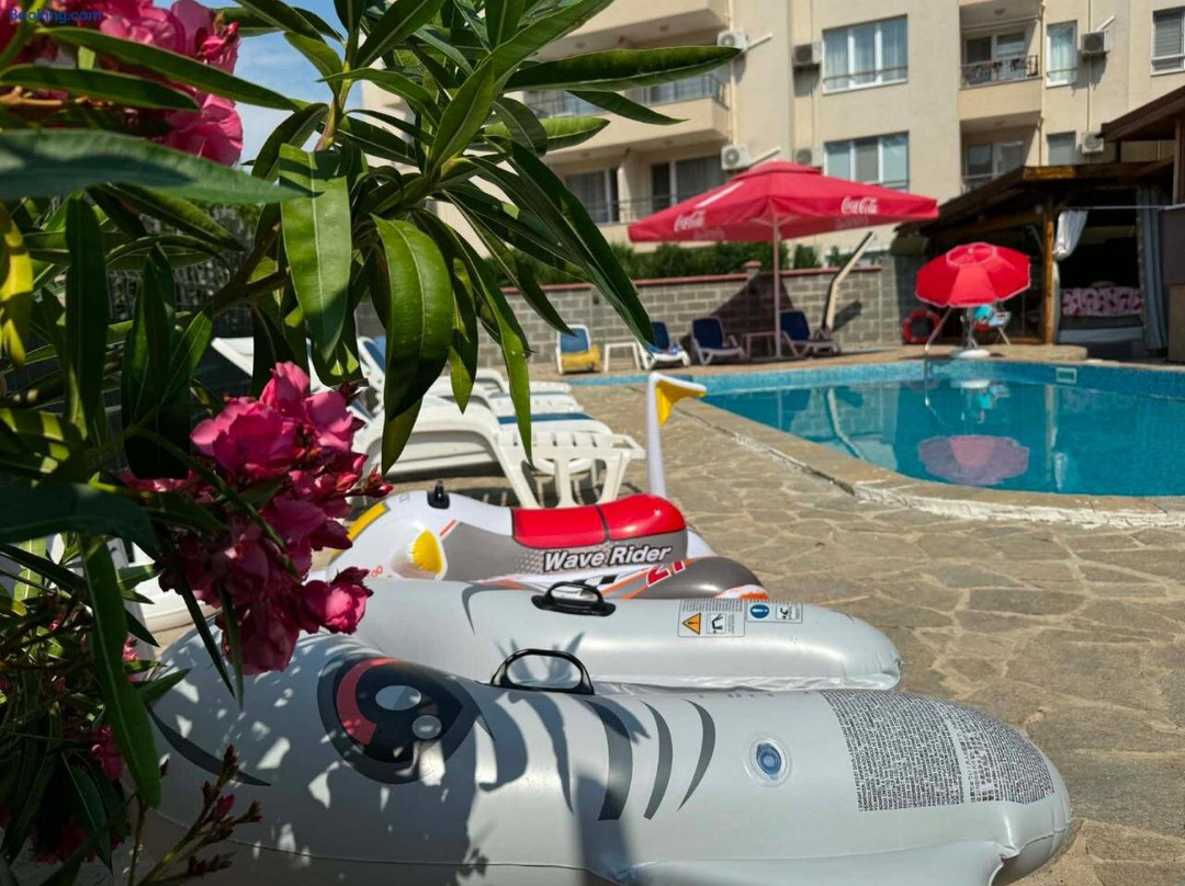 Dimitrov Apartments