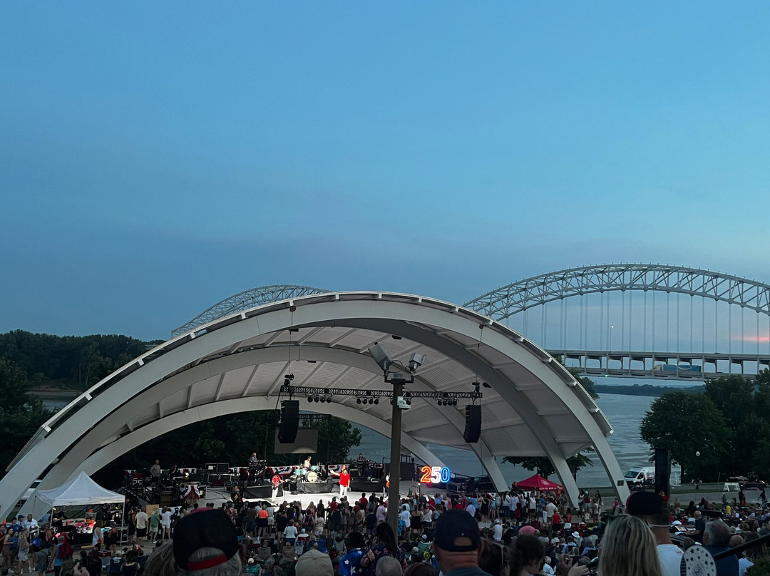 Riverfront Amphitheater-New Albany必去景点