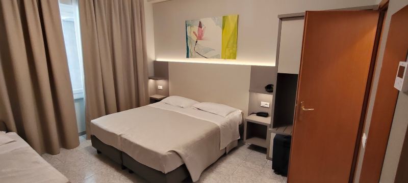 卡拉罗酒店-旅行者