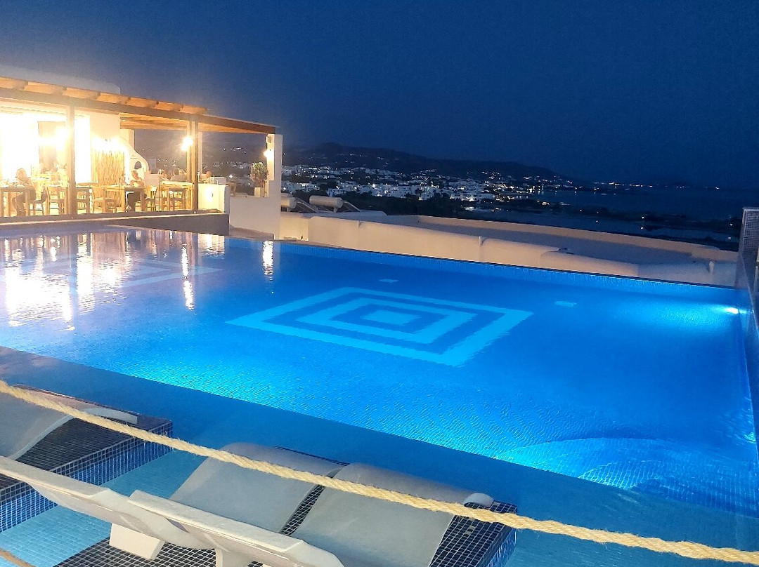 Seaclub Naxos Grand主图