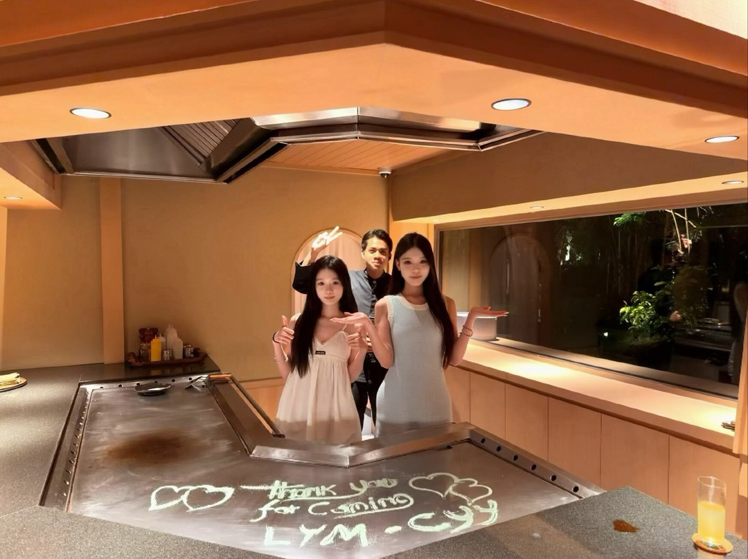 巴厘岛阿雅娜赛格拉酒店主图