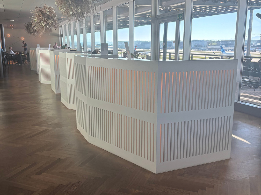 Aspire Lounge at Zurich Airport-奥普菲孔必去景点