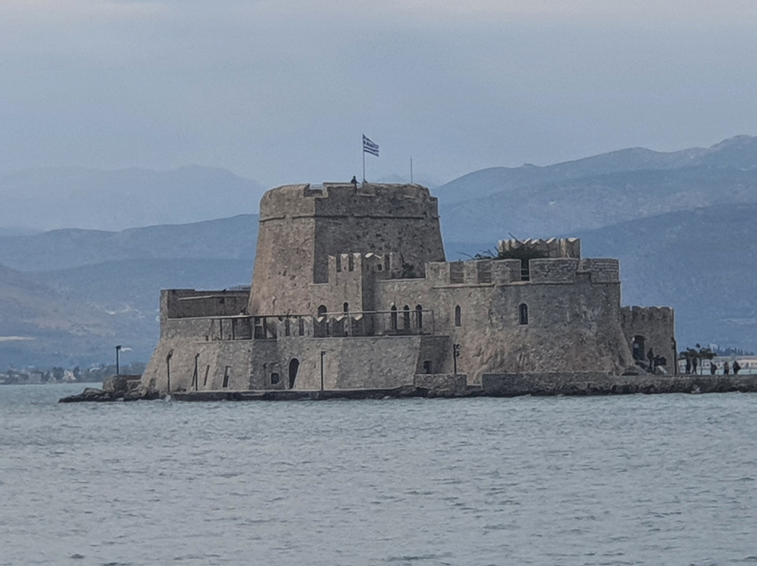Bourtzi-纳夫普利翁必去景点
