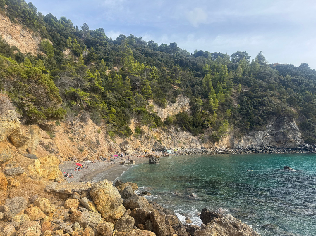 Cala del Gesso-圣托斯特凡诺港必去景点