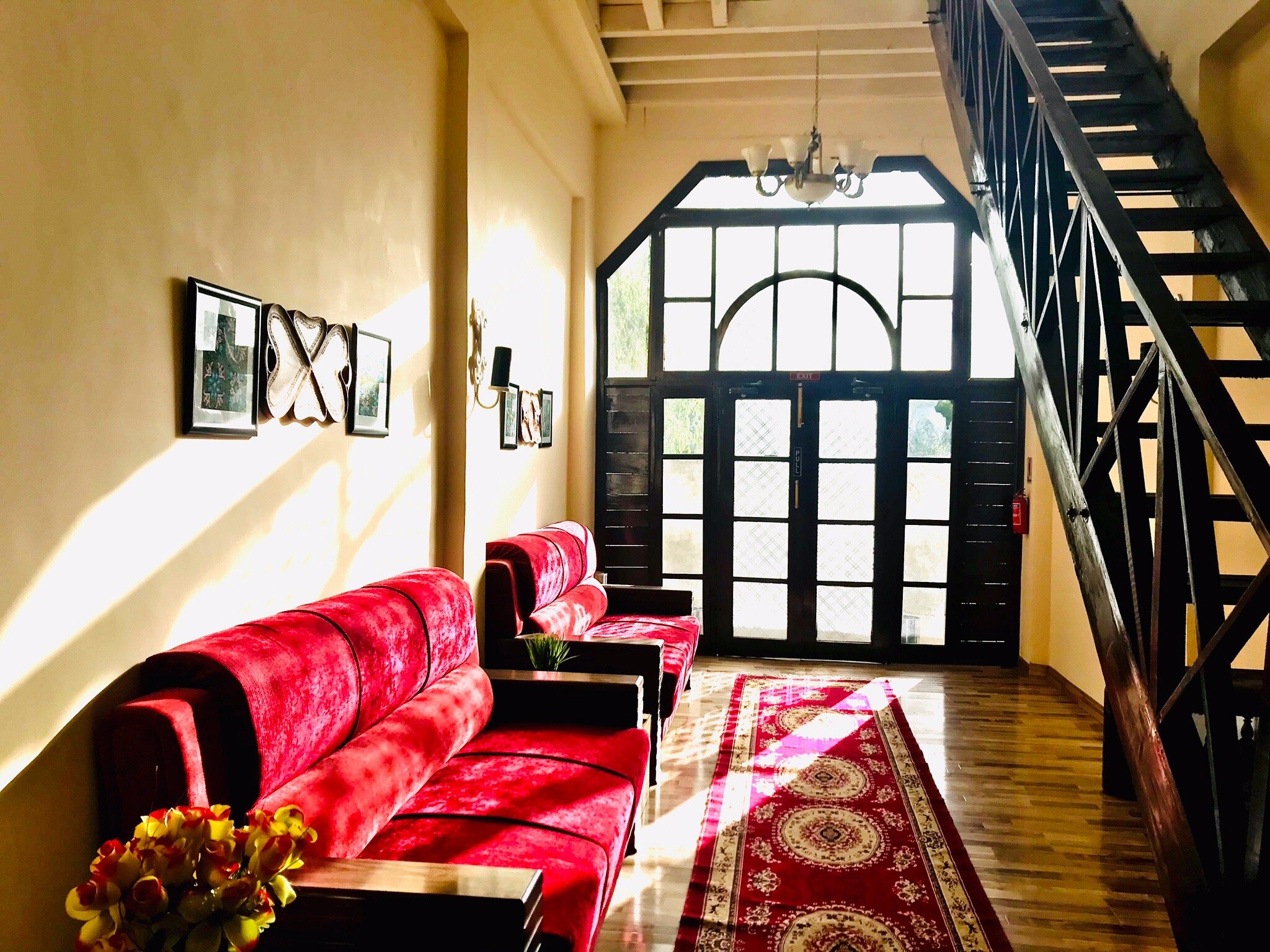The Guest House-官方