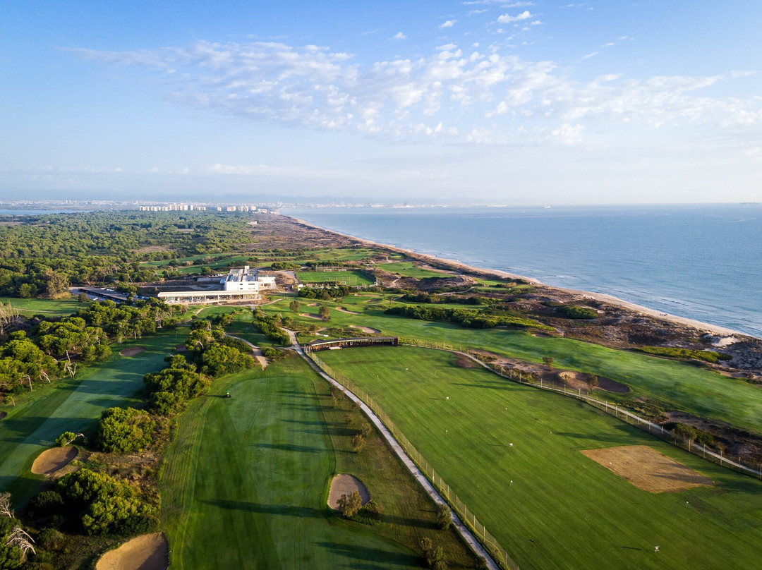 埃尔·萨勒尔国营古堡酒店主图