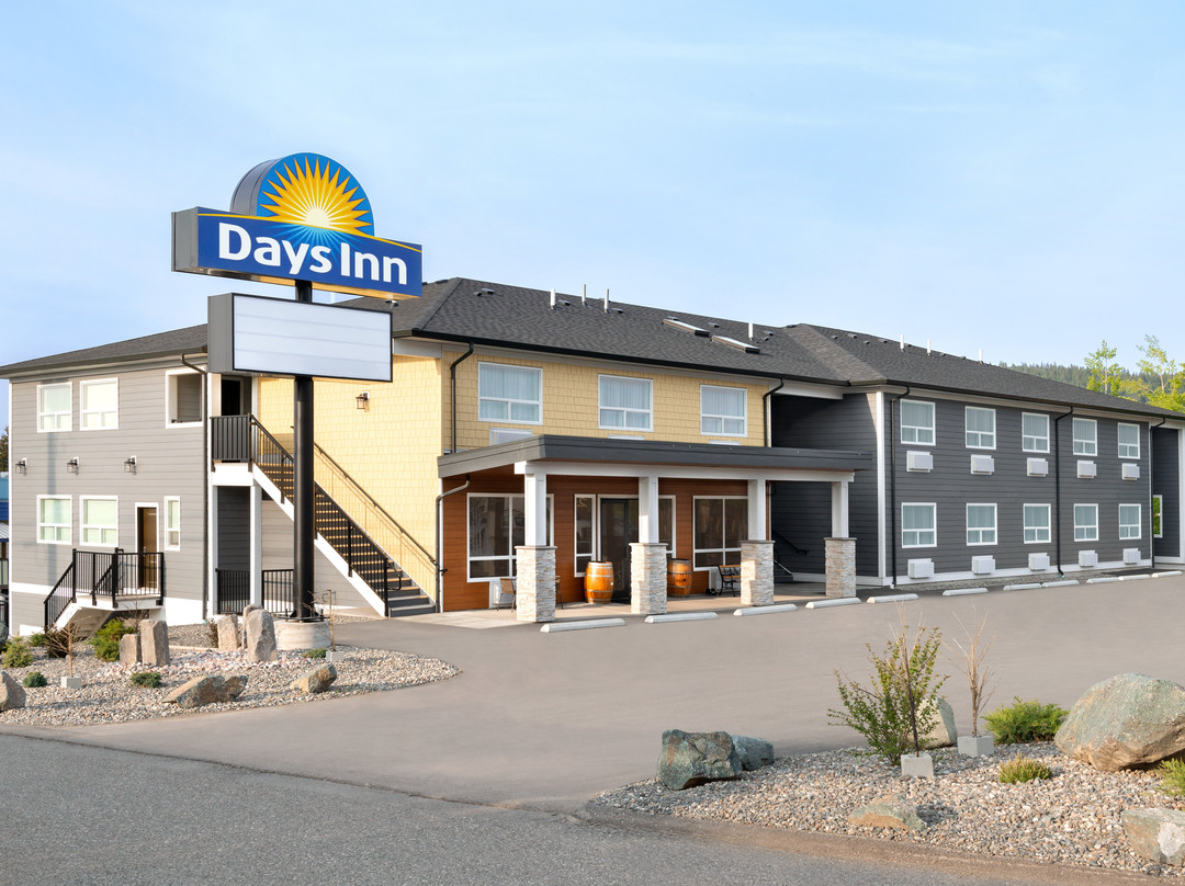Days Inn by Wyndham 100 Mile House主图