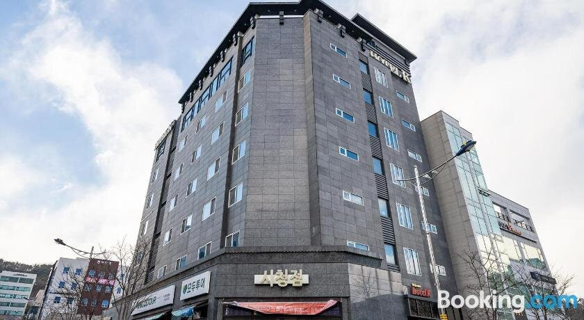 Hotel K