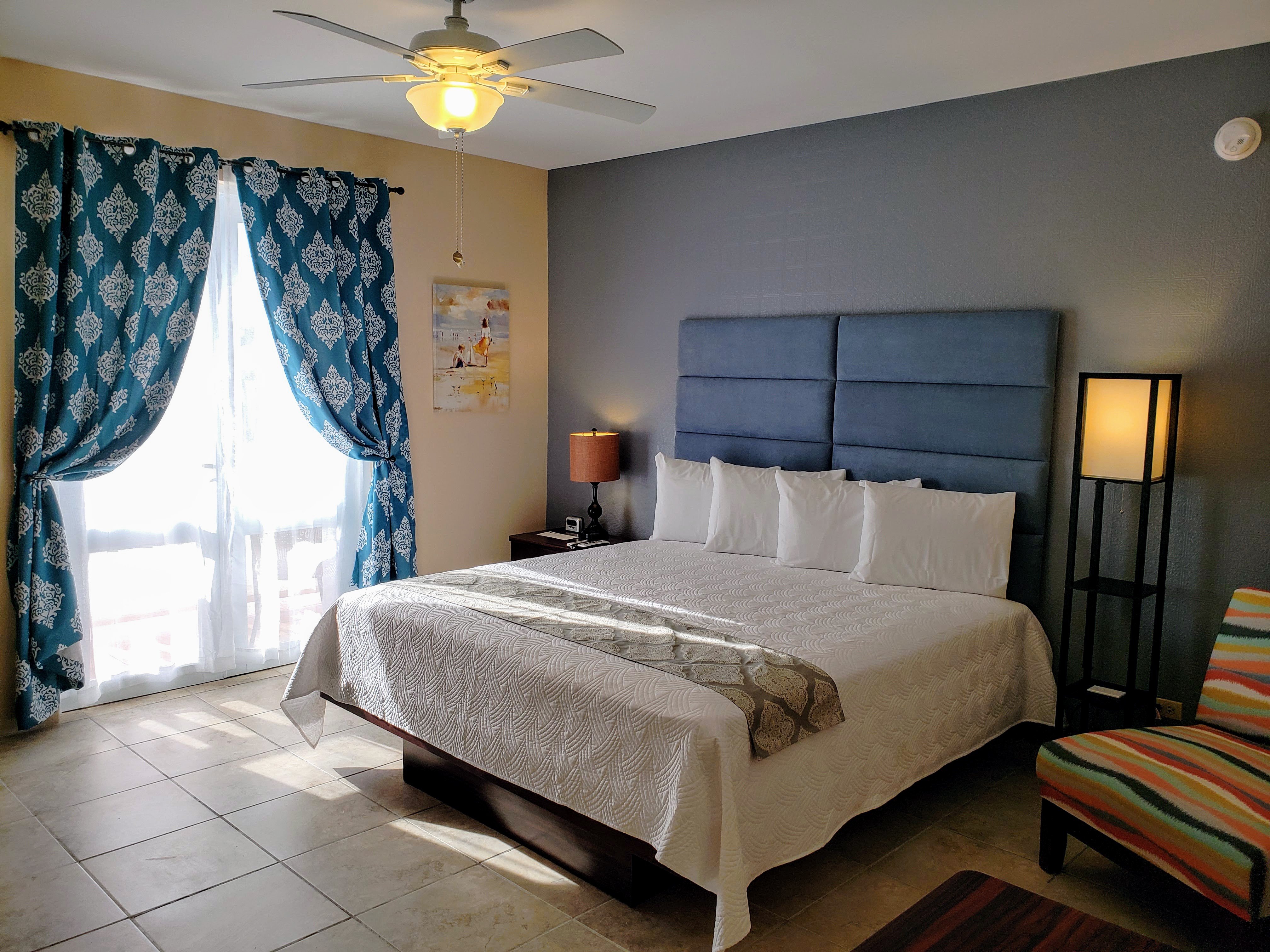 Combate Beach Resort-官方