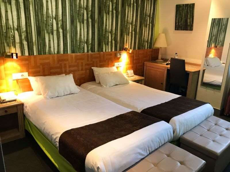 Brit Hôtel Aux Sacres Reims Centre主图