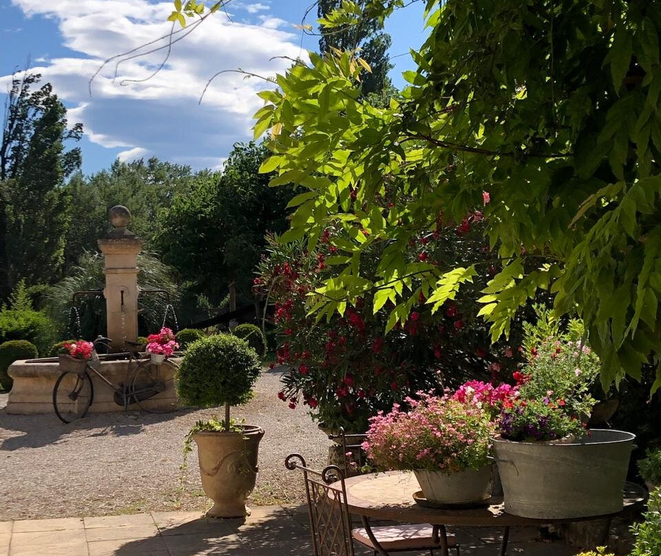 Les Ecuries du Mas主图