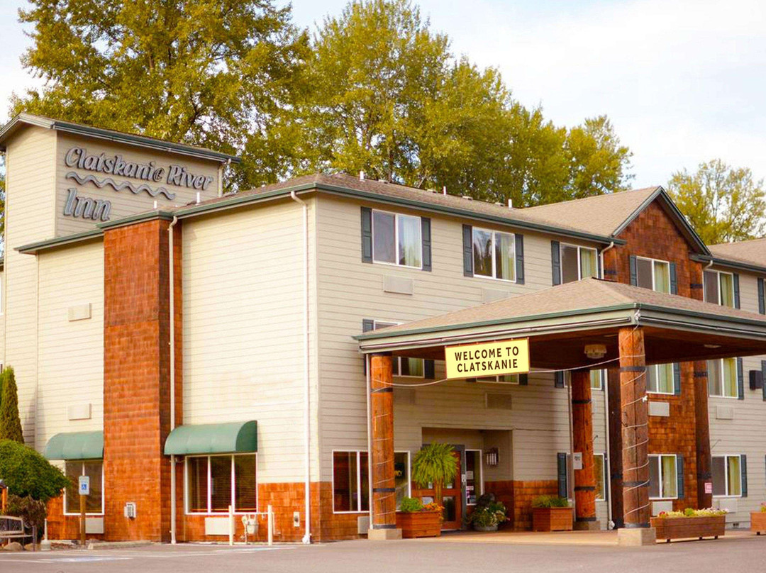 Clatskanie River Inn and RV Park