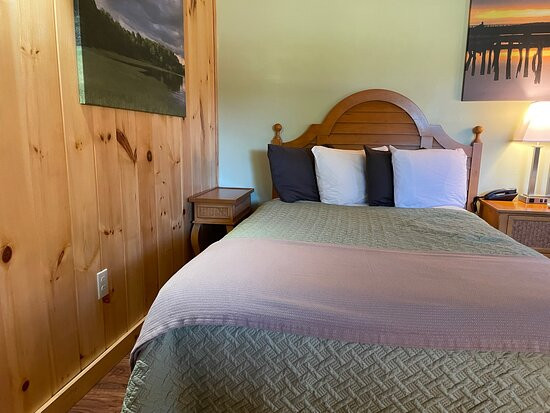 Wiscasset Woods Lodge主图