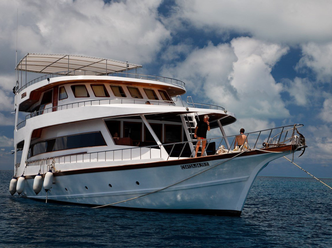 MY Sheena-菲利兹优岛必去景点