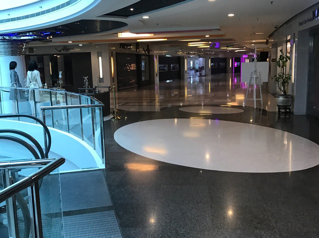 Rumaithiya旅游景点-Olympia Mall