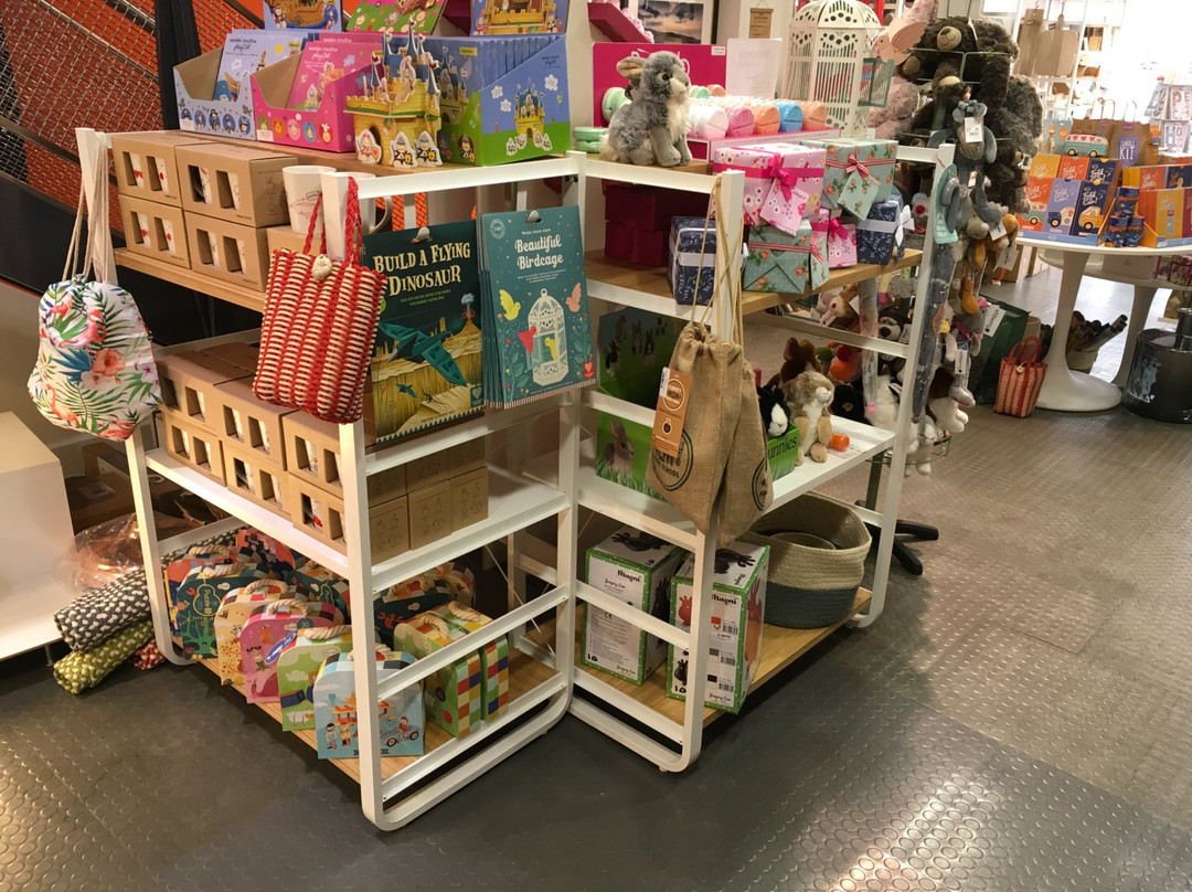 Inspire Gifts & Gallery-兰开斯特必去景点