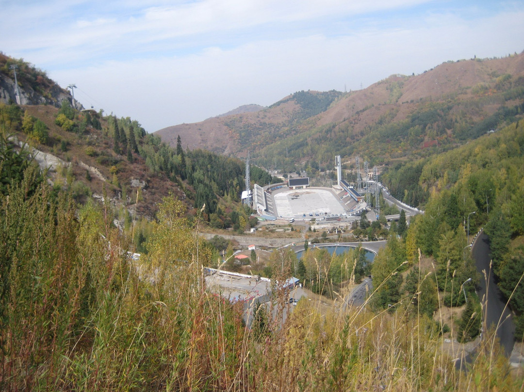 Mud Dam at Urochishhe Medeu景点图片