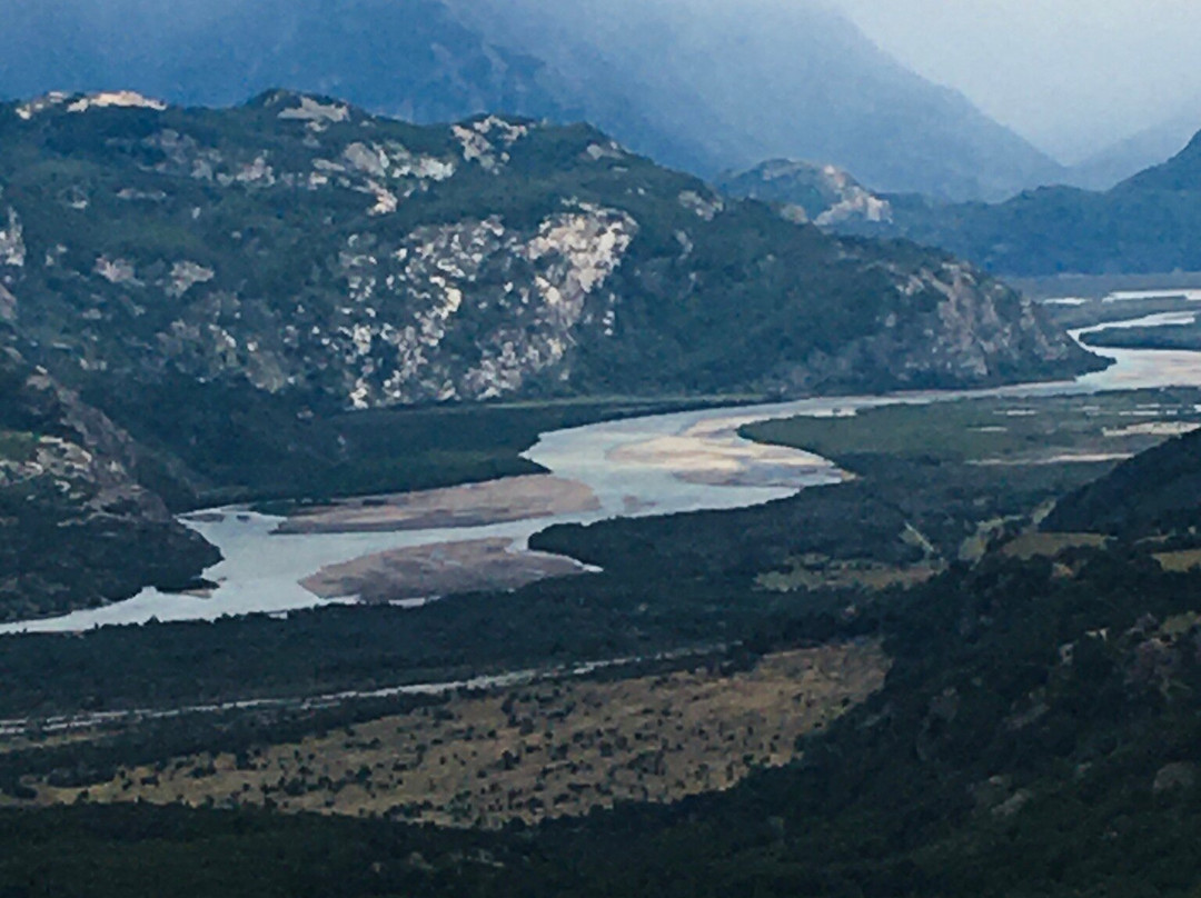 Refugio Cerro Castillo主图