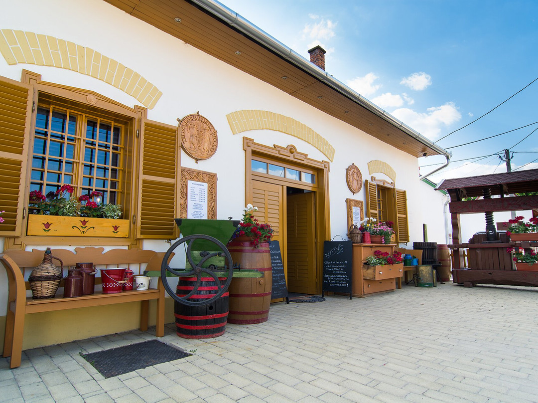 Gal Cellar and Wine Museum景点图片