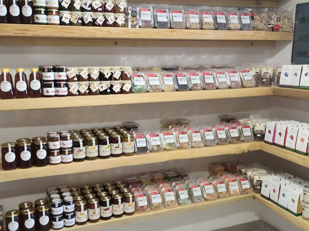 Nikiforos Creta Market-Tourlos必去景点