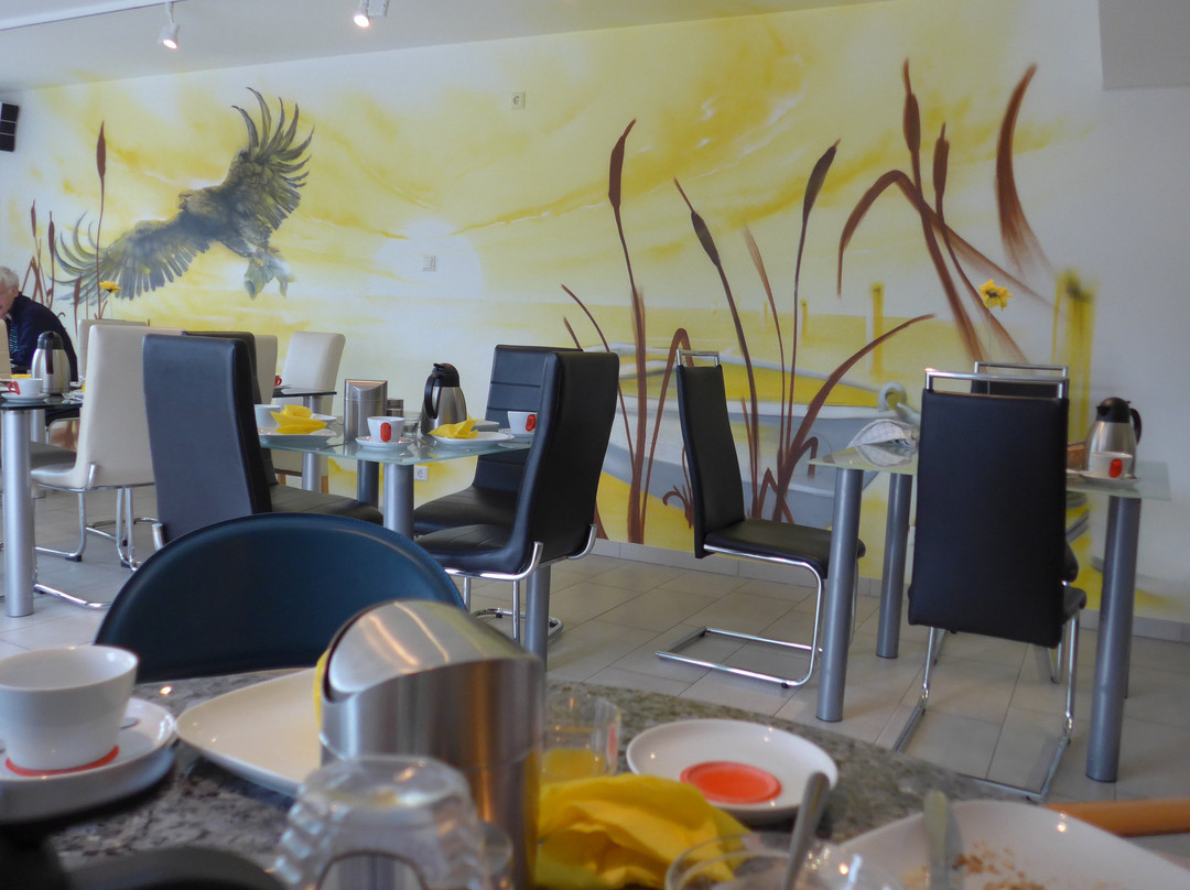 Hotel Am Müritzhafen Garni主图