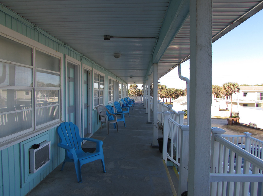 Beach Front Motel主图