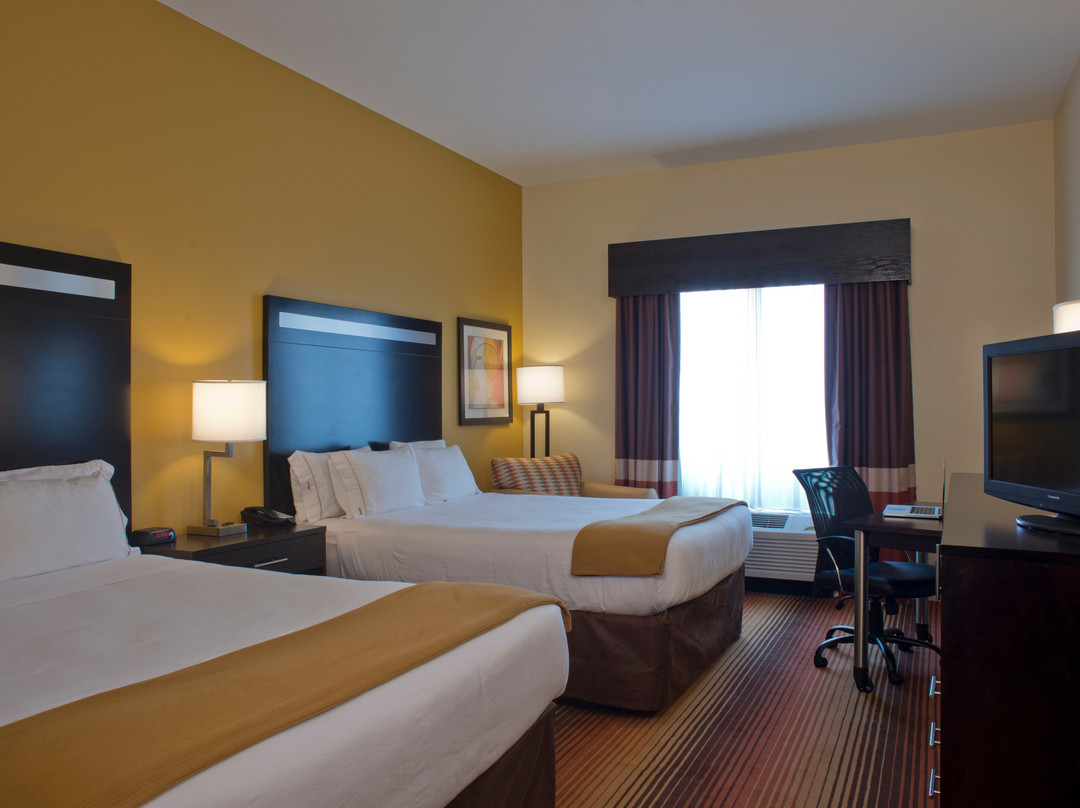 Holiday Inn Express & Suites Prattville South By IHG主图