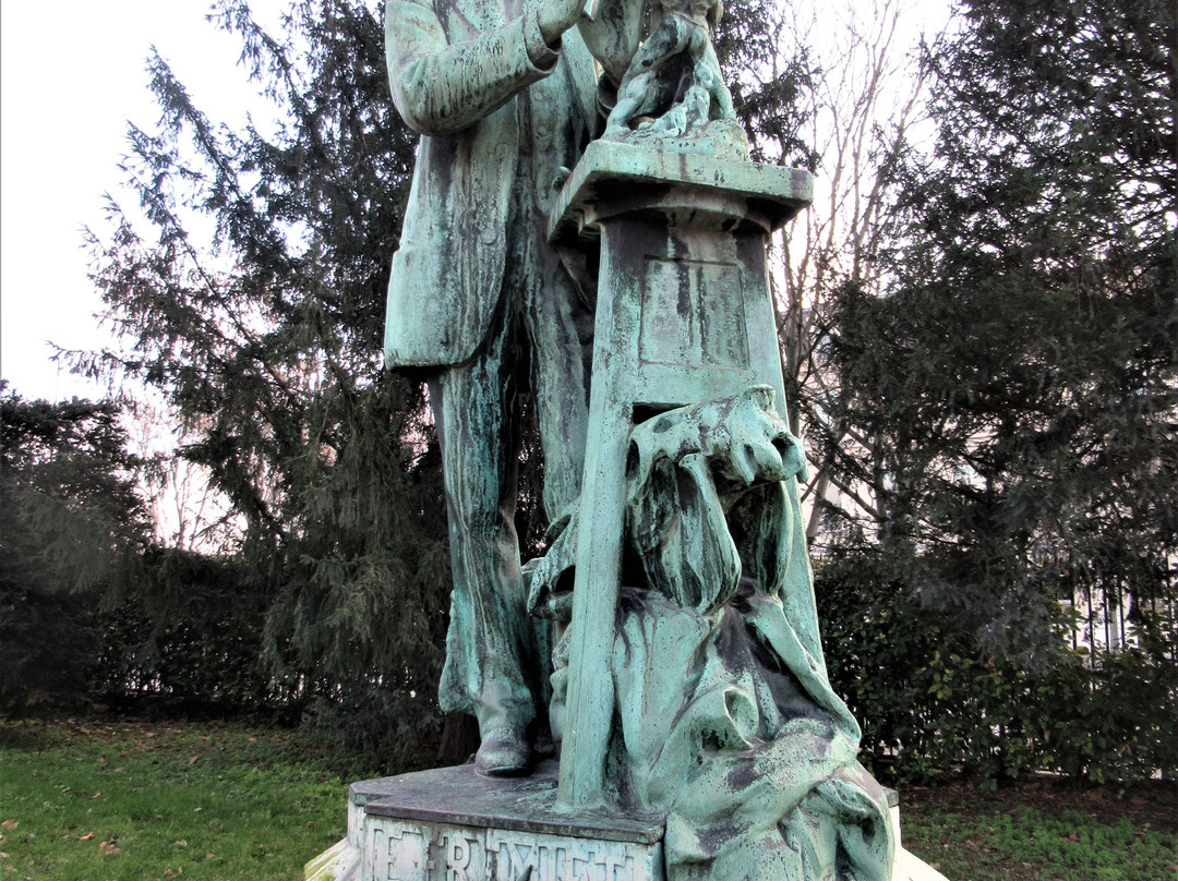 Monument Emmanuel Fremiet-巴黎必去景点