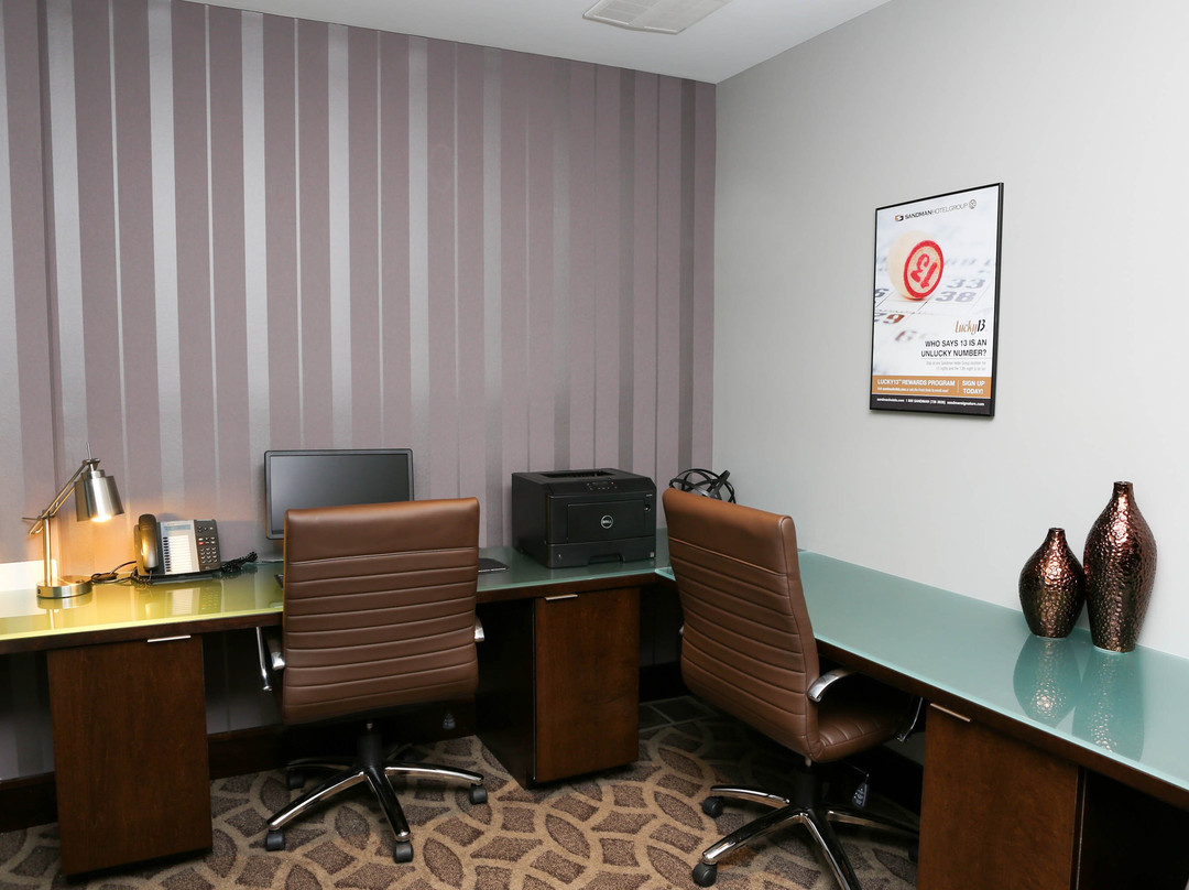 Sandman Hotel Abbotsford Airport主图