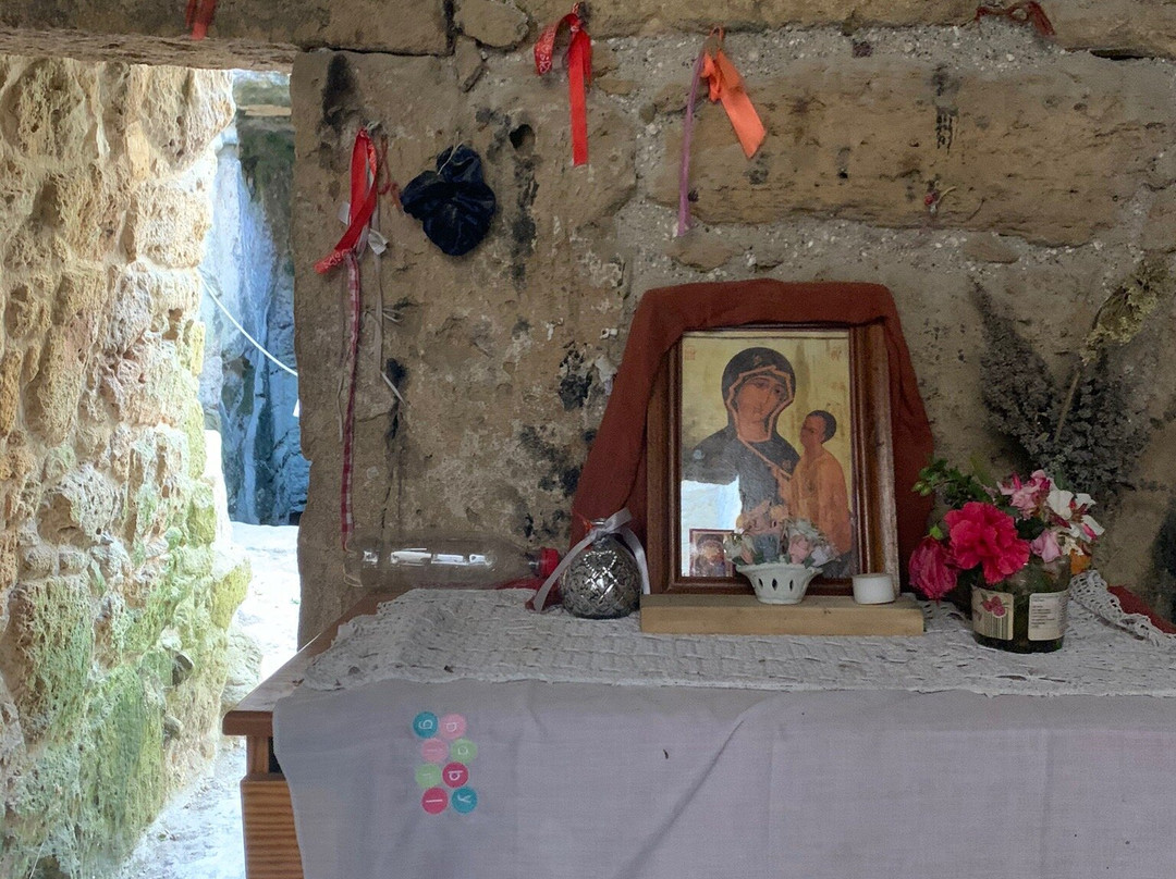 St. Solomon's Catacombs-帕福斯必去景点