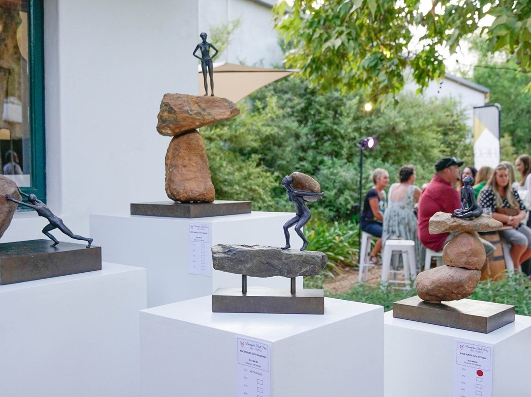 Winelands Art: Sips & Sights Day Tours-斯泰伦博斯必去景点