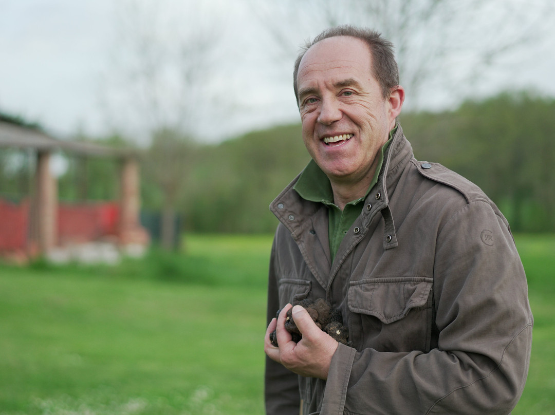 Truffle Hunting in Tuscany景点图片