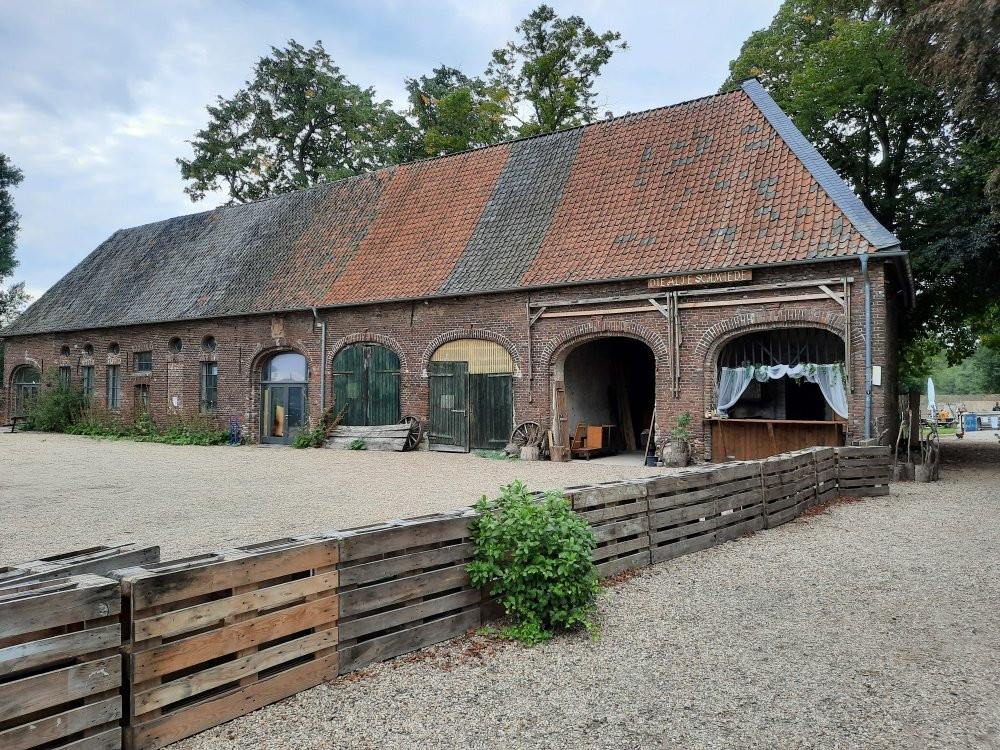 Kloster Graefenthal主图