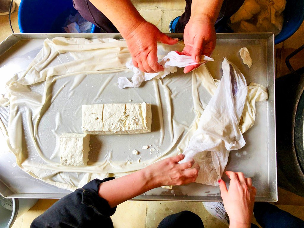 Politiko酒店住宿-Aperanti Agrotourism