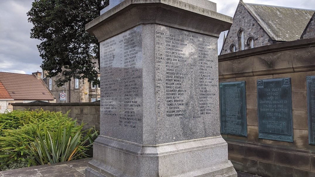 Leven War Memorial-Leven必去景点