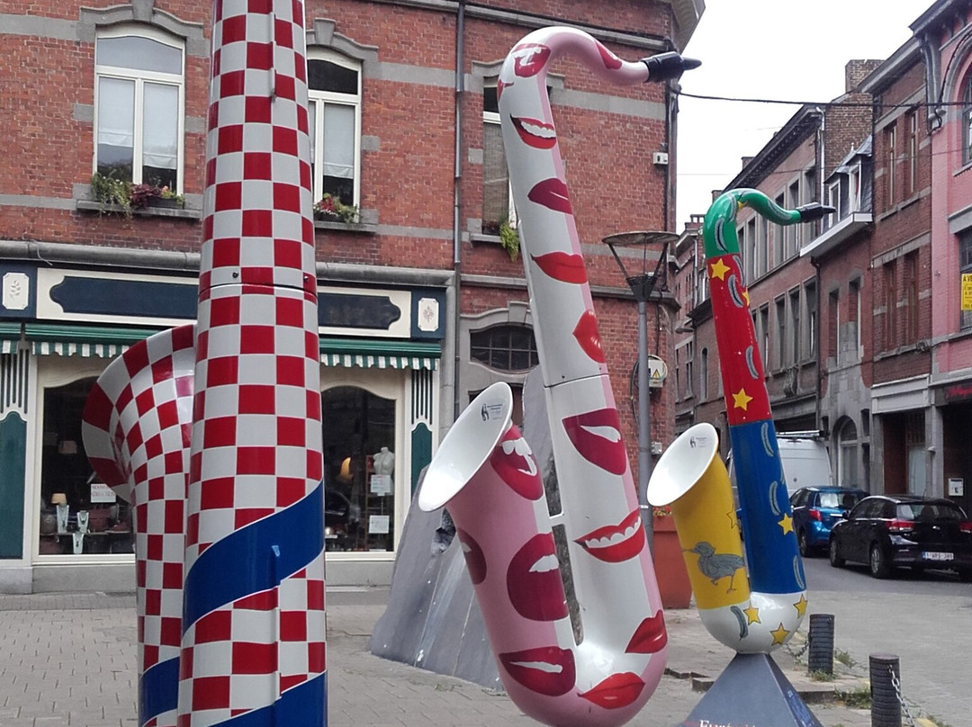 Adolphe Sax Statue-迪南必去景点