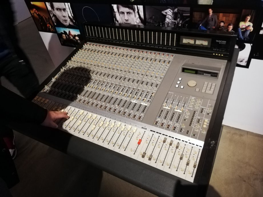 Rokksafn Íslands - The Icelandic Museum of Rock 'n' Roll-Reykjanesbaer必去景点