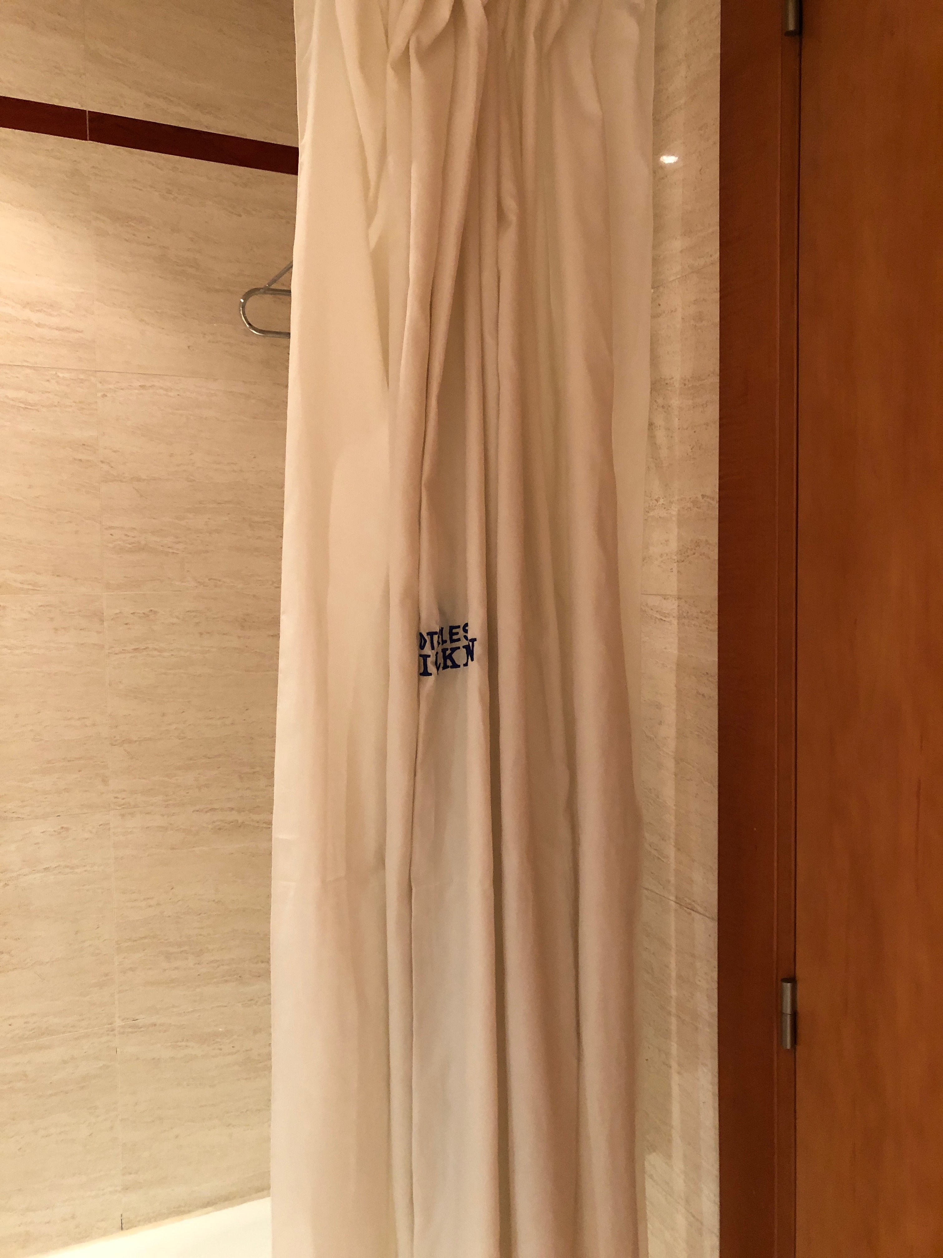 碑纳兰克绸丰酒店-浴室