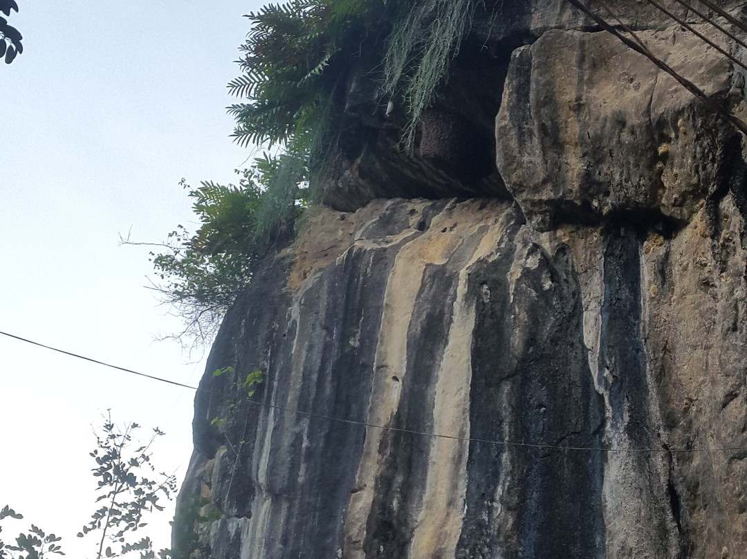 Thanh Van Pagoda (Thach Dong Cave Pagoda)-Ha Tien必去景点