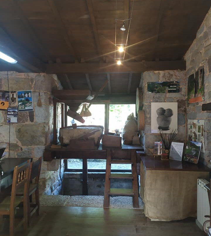 Oficina de turismo de Belmonte de Miranda景点图片