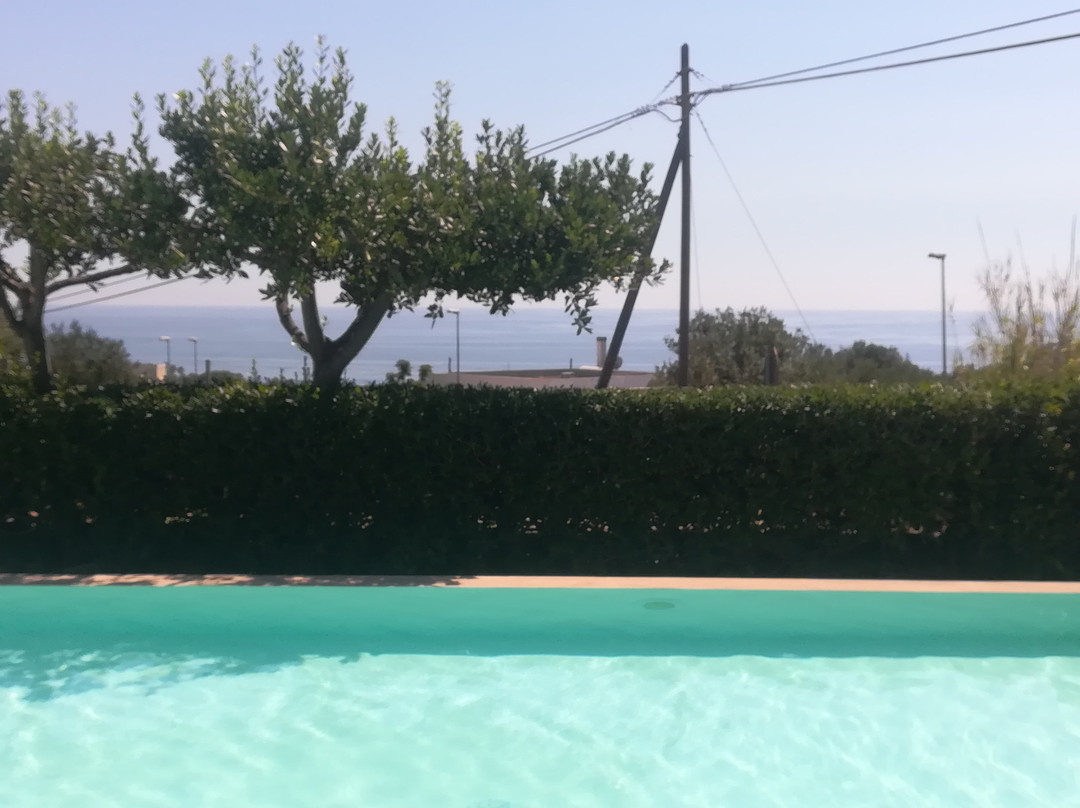 蒙特卡里尼酒店主图