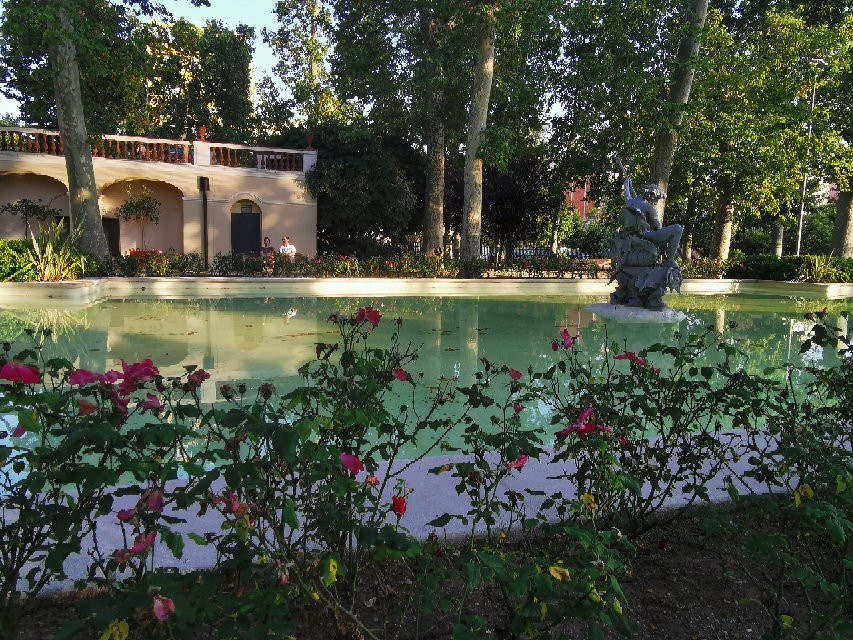 Jardins del Palau Falguera景点图片