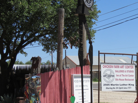 Chicken Farm Art Center-圣安吉洛必去景点